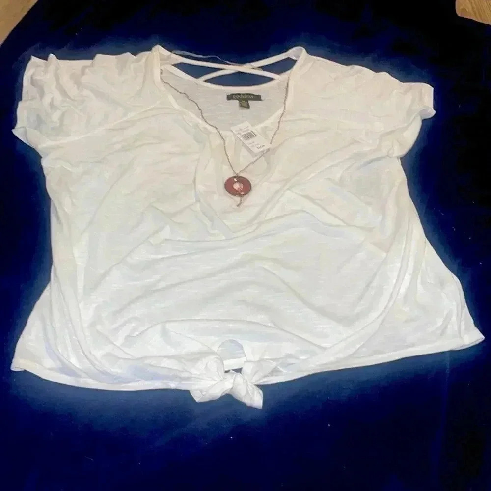 NWT Goddess Blouse